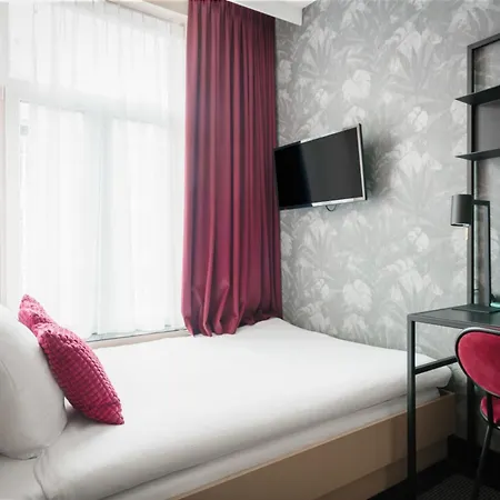 Krisotel ホテル 3*