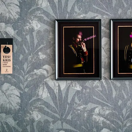 ホテル Krisotel 3*