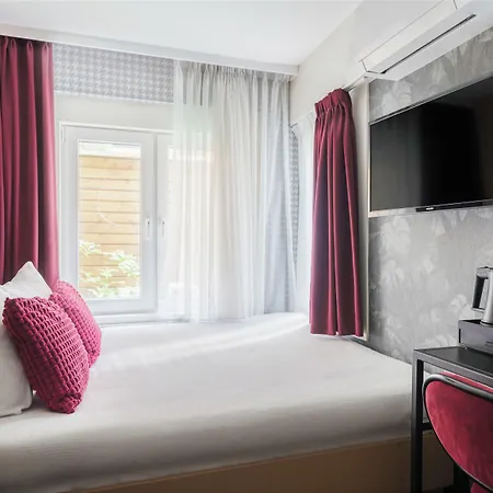 Krisotel 3* أمستردام